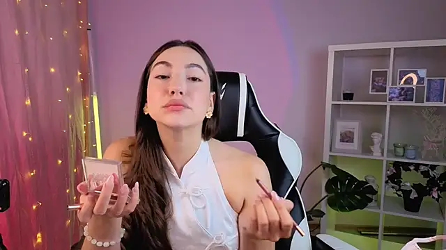 MelissaLovely  online show from June 30, 4:12 am