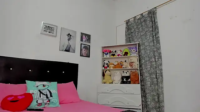 megan 100 online show from December 21, 6:56 pm