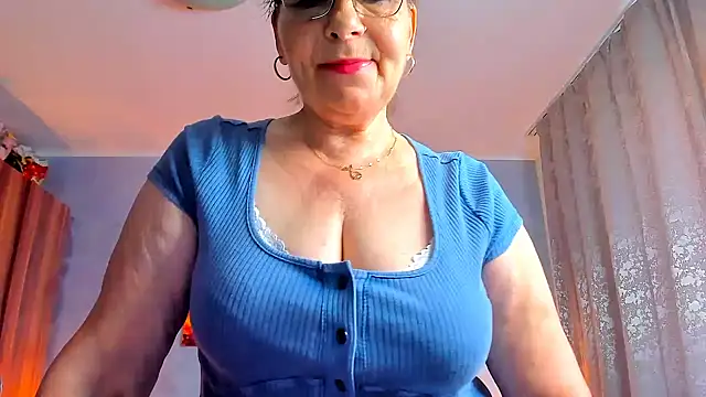sweetangell69  online show from July 3, 3:23 am