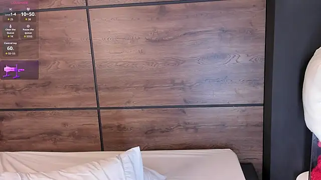 sashamonroe   online show from April 25, 12:41 pm