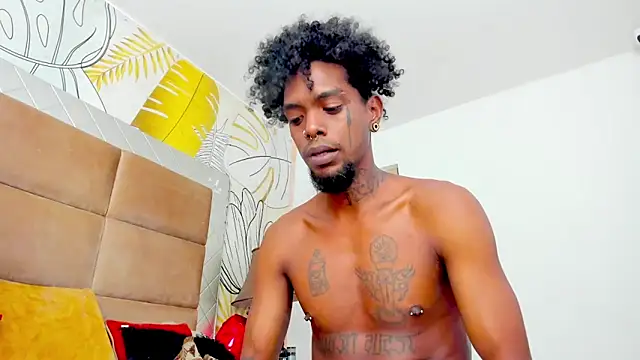 bigblackhotx1 online show from October 19, 2:19 pm