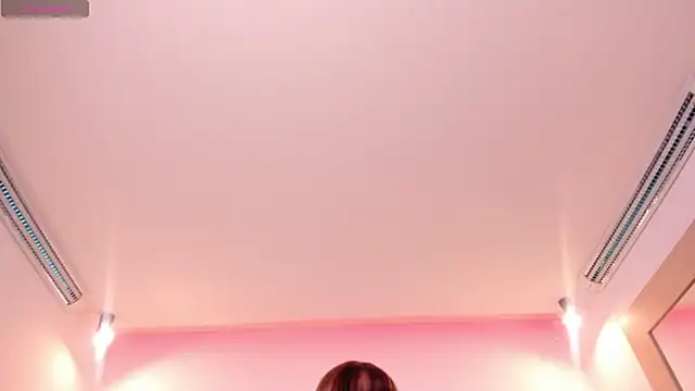 Eevee Taylor online show from April 24, 3:20 am