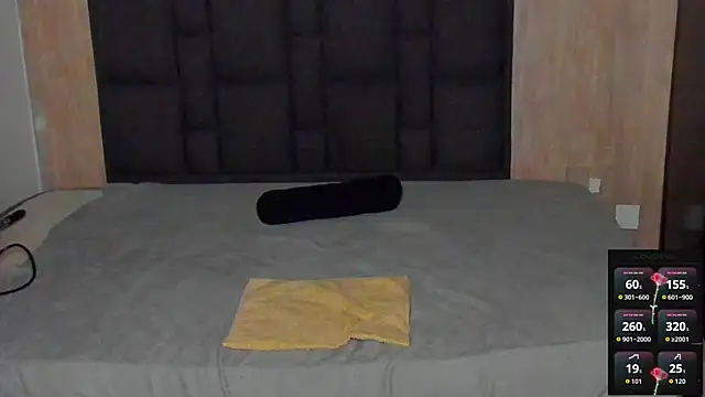 Charlottebadgirl online show from September 18, 1:04 am