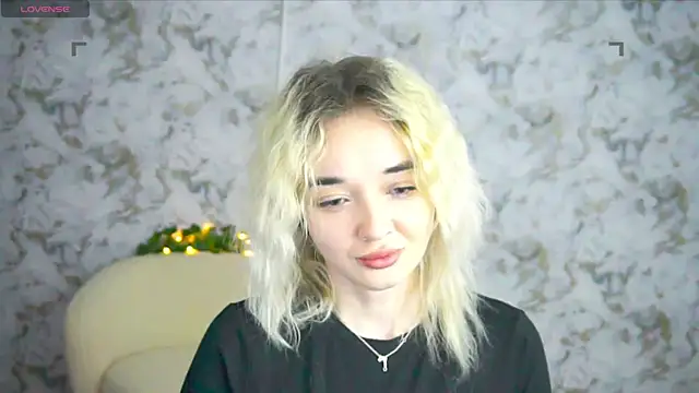 Ashley S online show from April 25, 10:18 pm