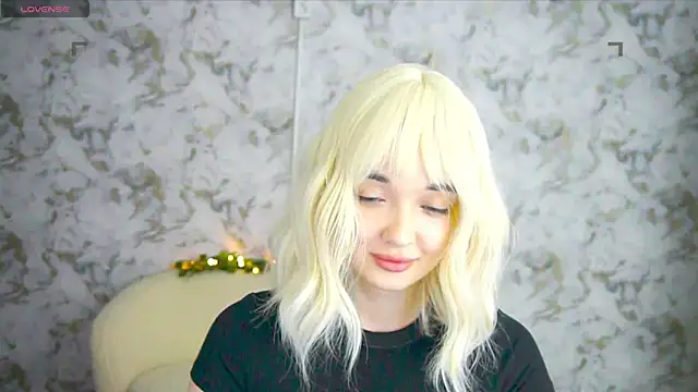 Ashley S online show from June 5, 10:27 pm