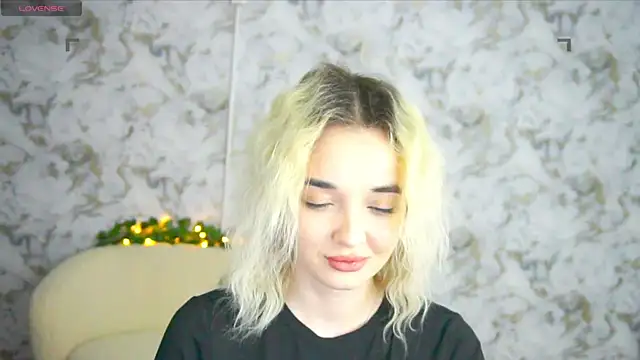 Ashley S online show from April 20, 10:24 pm