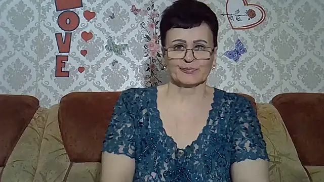 PaulaGolden online show from April 18, 7:07 pm