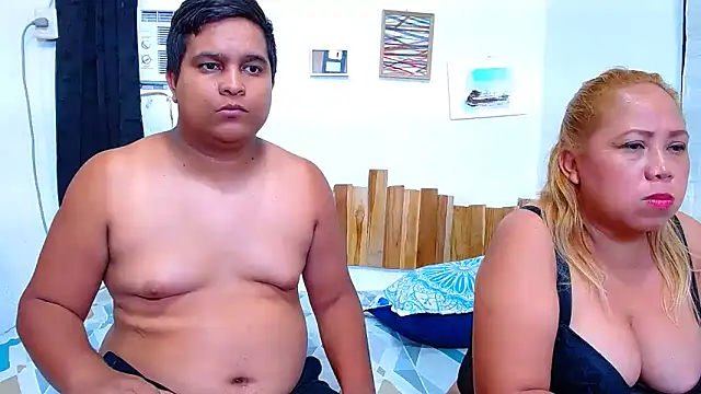 lucasandSofi online show from November 29, 3:10 am