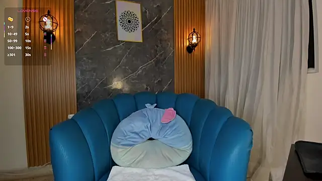 Julie Markk online show from April 27, 12:08 am