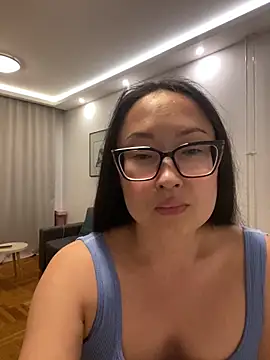 alana liam online show from June 13, 6:49 pm