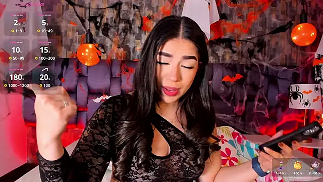 Snapshot of IsabellaAnngel chatting on October 17, 12:36 am IsabellaAnngel online show from October 17, 12:36 am