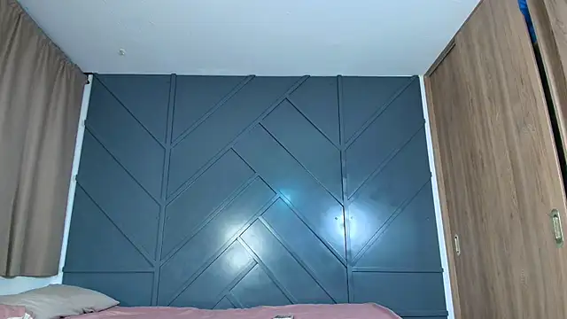 geordi and sofia online show from April 25, 1:41 am