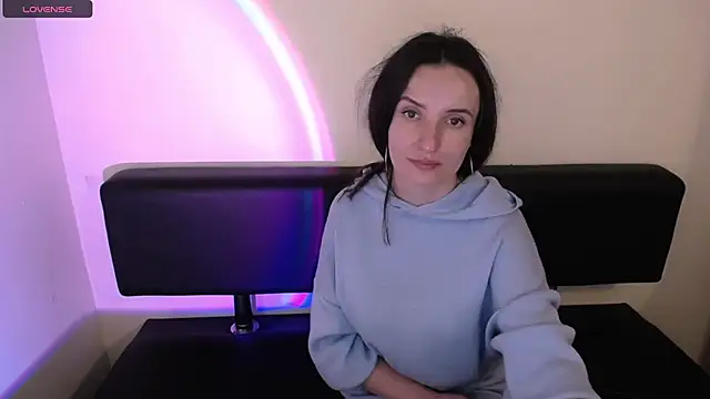 Snapshot of LaimaV_ chatting on September 30, 12:55 pm LaimaV online show from September 30, 12:55 pm