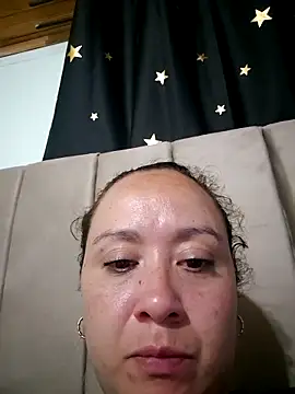 RenataSexy  online show from May 14, 1:22 am
