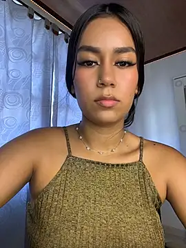 ALANAH KITTY online show from July 10, 8:20 pm