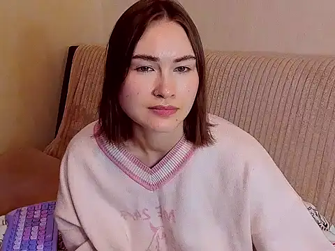 sleeeep y online show from February 23, 2:16 pm