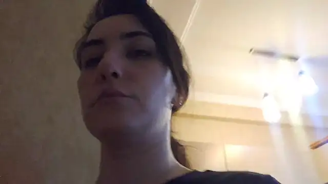 AlejandraDelaney online show from April 5, 3:00 pm