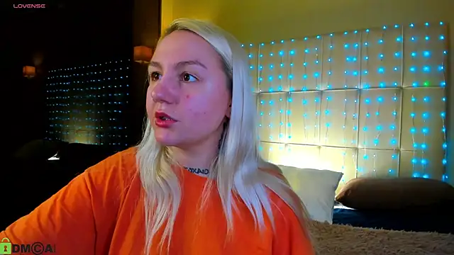 Debbie Taylor online show from April 15, 5:24 pm