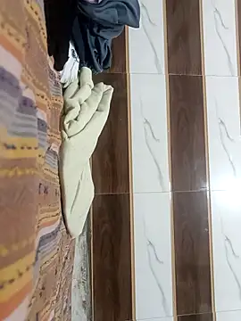 Snapshot of Rajni-Mehra chatting on September 19, 7:51 am Rajni-Mehra online show from September 19, 7:51 am