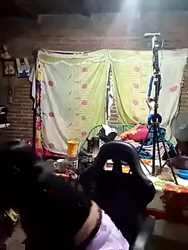 yovana13 online show from February 6, 12:58 am