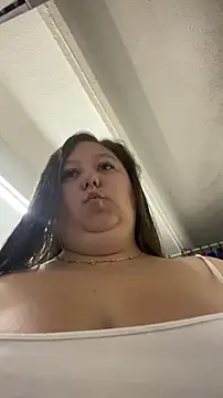 Chloee Peach online show from December 1, 7:01 am