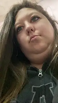Chloee Peach online show from April 23, 1:13 pm