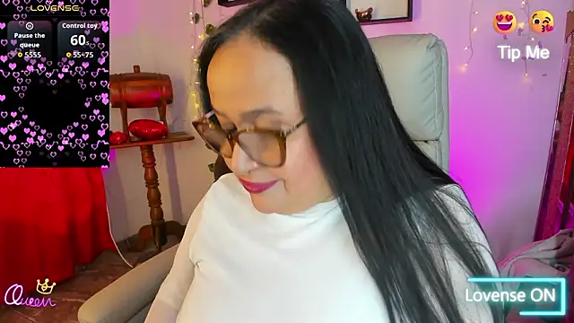 Gia Nahomi online show from March 17, 10:47 pm