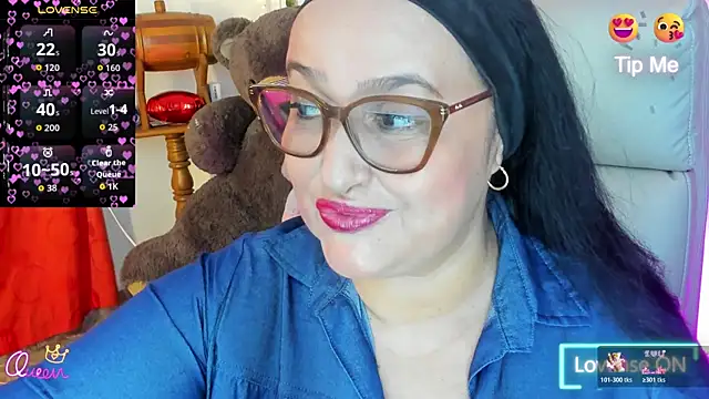 Gia Nahomi online show from April 23, 11:07 pm