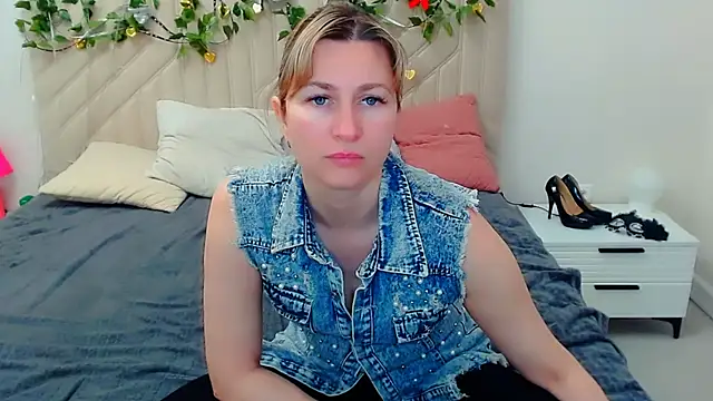 Incredible Ariela online show from April 23, 11:28 am