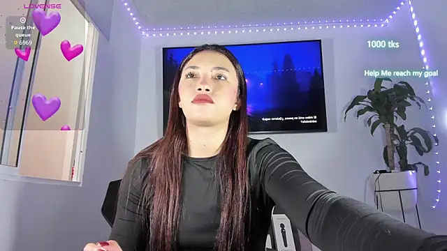 emily palmeer online show from November 29, 12:31 pm