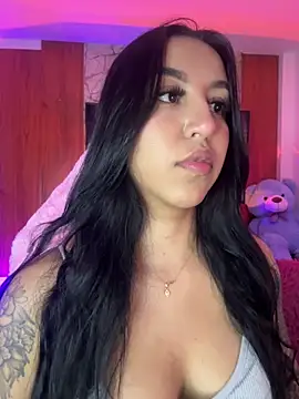 Tamara Roberts1 online show from March 31, 2:11 am