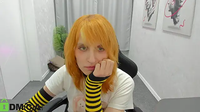 Little Chips online show from November 20, 5:36 pm