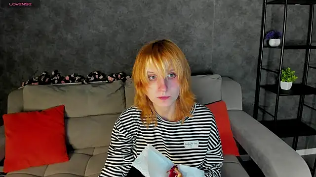 Little Chips online show from April 21, 5:20 pm