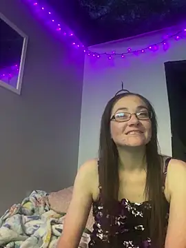 Cutebitchxh online show from April 13, 6:25 am