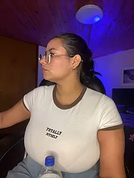 Isabella boobd online show from July 17, 1:32 am