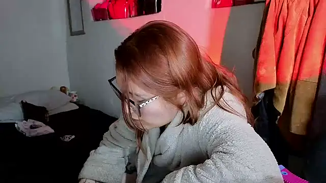 kittenlizz online show from January 12, 7:52 pm