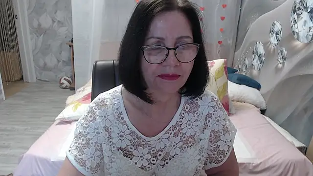 OlgaHottie online show from April 21, 1:53 am