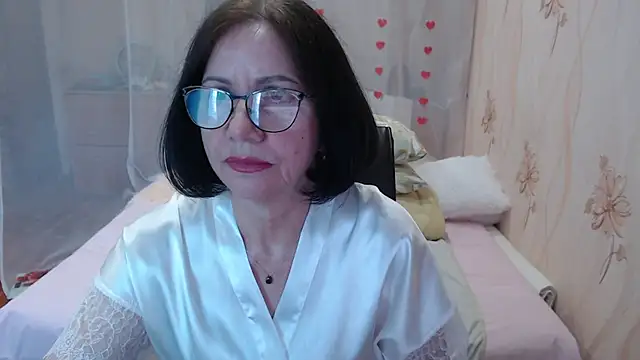 Snapshot of OlgaHottie chatting on October 12, 1:52 am OlgaHottie online show from October 12, 1:52 am