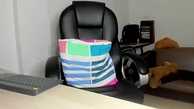 alma fenix online show from April 14, 4:51 pm