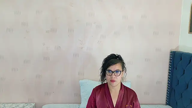 Snapshot of hotlatinateacher chatting on September 21, 11:53 am hotlatinateacher online show from September 21, 11:53 am