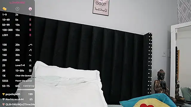 hotlatinateacher online show from June 7, 7:32 pm