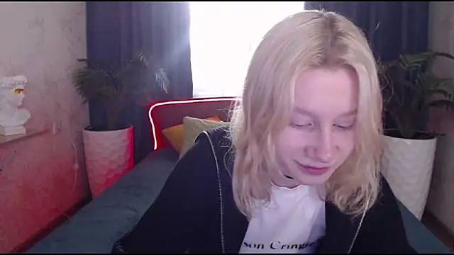 EnigmaSee online show from October 11, 2:05 am