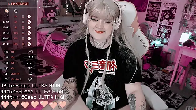 noori  hope online show from December 14, 10:04 pm