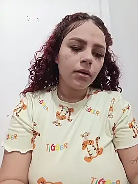 Mommy-Hot online show from April 26, 3:10 pm