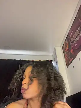 Melany Williams online show from April 22, 12:35 pm