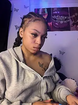 Melany Williams online show from April 28, 2:27 am