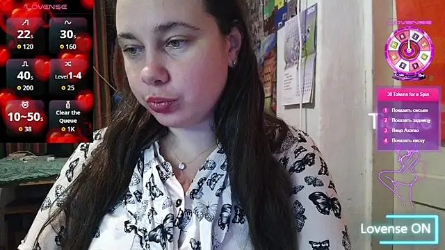 Snapshot of Cora_Maro chatting on October 2, 11:48 am Cora Maro online show from October 2, 11:48 am