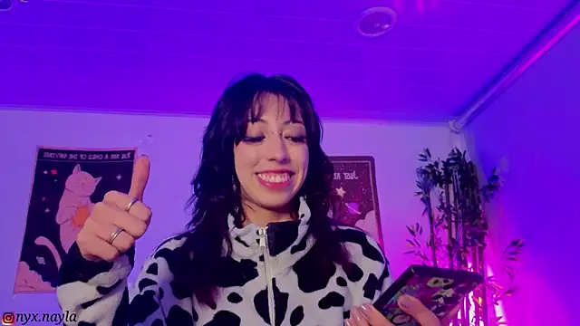 Nyx nayla online show from July 3, 6:41 am