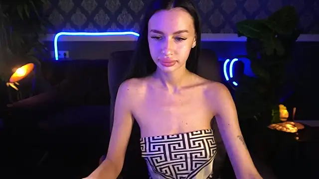 Snow WhiteeeX online show from September 25, 5:39 am