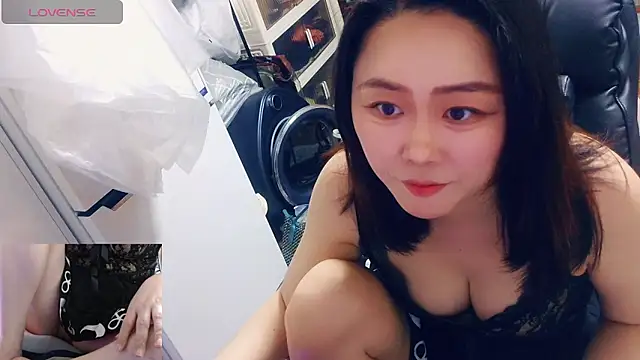 rami0428 online show from April 23, 5:04 am